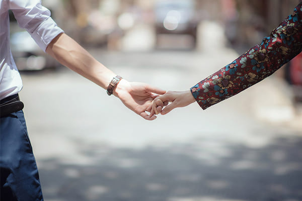 仕事観が全く違う彼との結婚は長続きする? “似たもの同士”の結婚が良いとは限らない理由