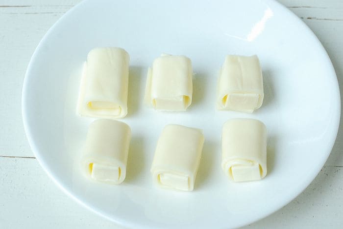 サクもちとろ~り!ホットケーキミックスで簡単に作れる♡韓国の人気おやつ「チーズボール」