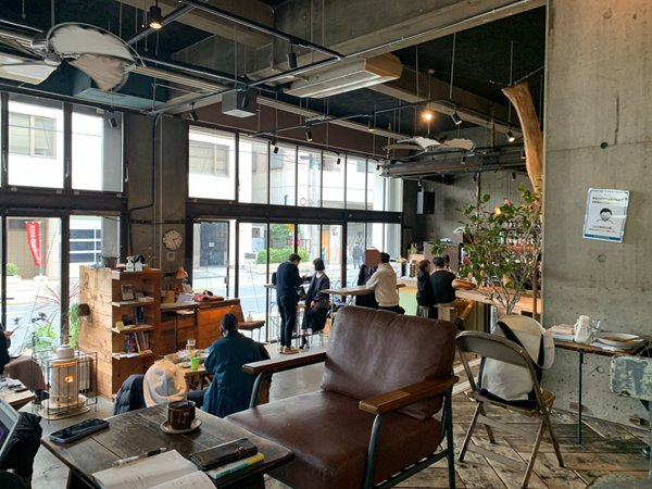 Nui.HOSTEL&BAR LOUNGE
