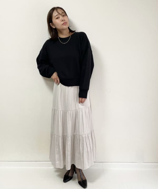 これ今買って正解!進化したユニクロ「新作スウェット」で新旧比較&脚長・細見えコーデ術1.jpg