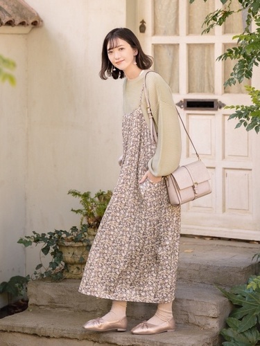 この春ゲットしておきたいカラーはコレ!しまむら×人気コラボの“間違いない”最強コスパ服3選