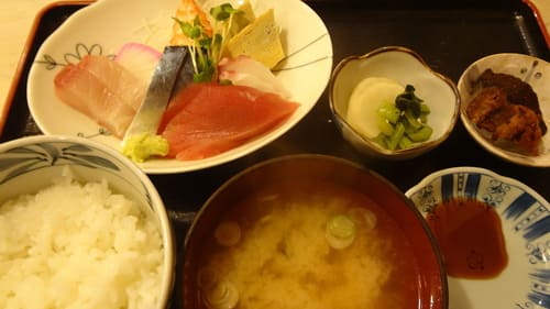 府中駅の寿司屋おすすめ10選!駅前の高コスパ人気店や回転寿司も!