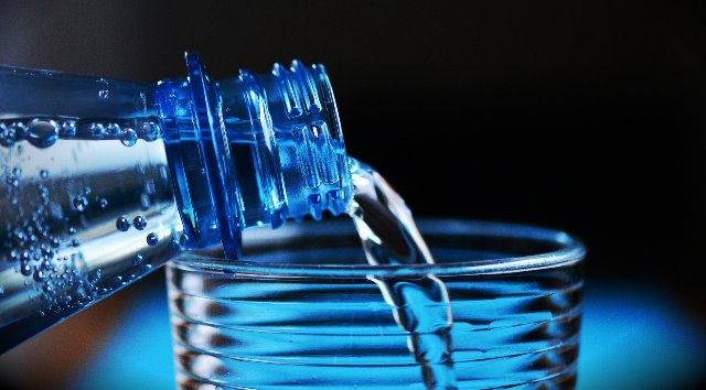 Volvic(ボルヴィック)が販売終了した理由は?他のミネラルウォーターはどうなる?