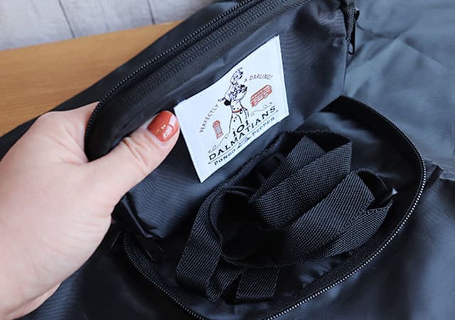 ファスナーを開けると…中には予想外の物が!めっちゃ使えるバッグ付録♡SPRiNG6月号