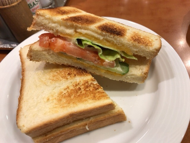 福岡空港の朝食・モーニング人気店13選!早朝営業のカフェや定食も!