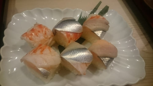 日本橋(東京)お寿司の名店11選!ミシュラン獲得店や高コスパな名店も!