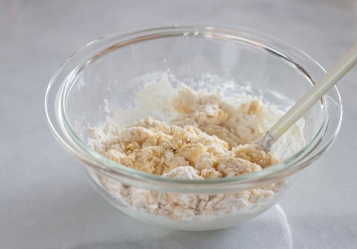 SNSで話題のスイーツパンがおうちで簡単に作れる!クリームたっぷり♡「マリトッツォ」