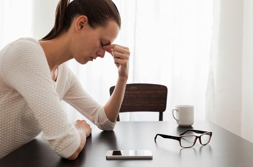 自分が嫌になる時の対処法11選!自己嫌悪の原因や心理も解説!
