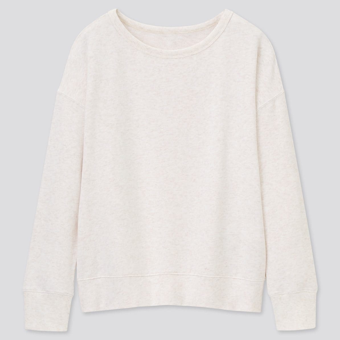 ユニクロさん…これ全部990円以下って本気ですか?!3シーズン着倒せる「高コスパトップス」