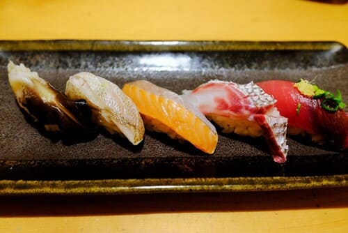 下北沢の寿司屋おすすめ10選!高コスパ人気店やミシュラン獲得の名店も!
