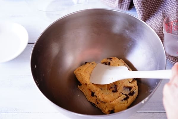 人気カフェのメニューを再現!ホットケーキミックスで簡単に作れる♡スタバ風スコーン