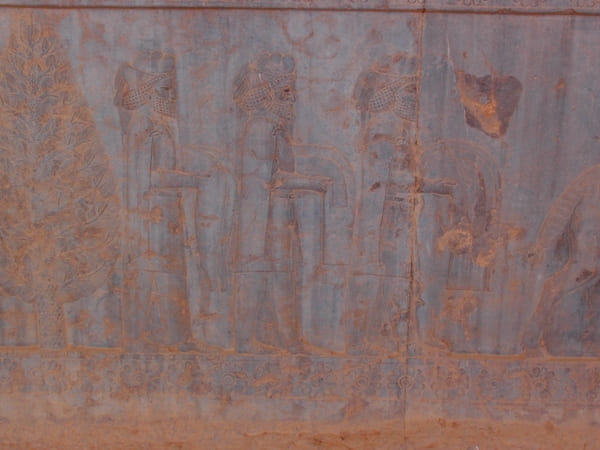 【イラン】古代オリエント人のレリーフは必見!ペルシア帝国時代の遺跡「ペルセポリス」