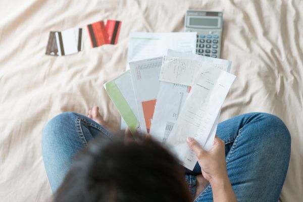 8.24歳の平均貯金額は?「一人暮らしで貯金ができない」悩みをプロが解決