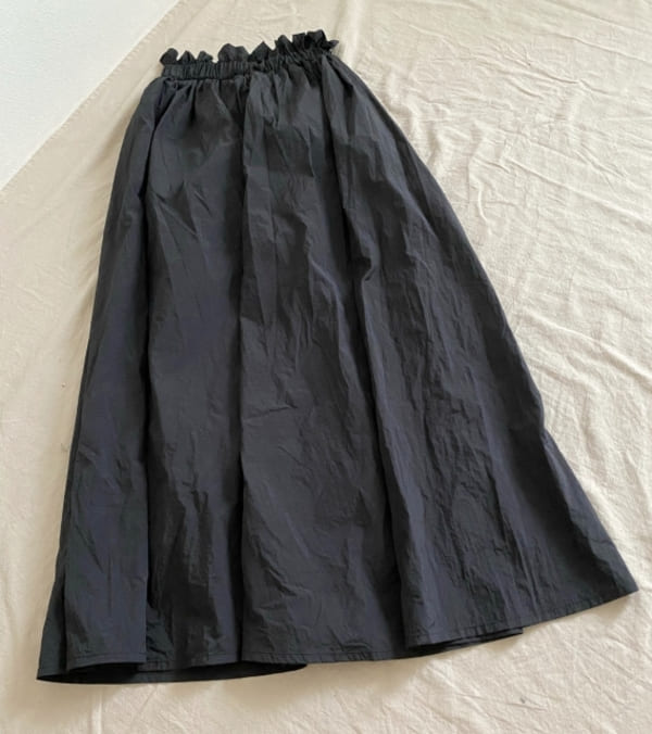 秋になってもまだまだ使える!大人女子おすすめの「買ってよかった♡黒アイテム」Best3
