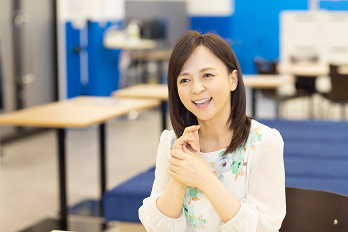 40代で早大入学。女優・いとうまい子の人生を変えた“流れのままに”学ぶスタンス