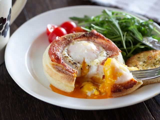 アレンジ次第でごはんにもスイーツにも♡イングリッシュマフィンのアレンジレシピ4選
