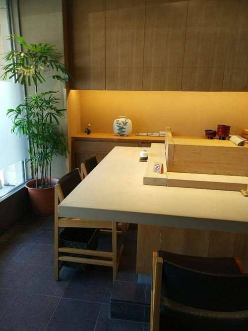 国分寺駅の寿司屋おすすめ9選!高コスパすぎる名店や駅前の回転寿司も!