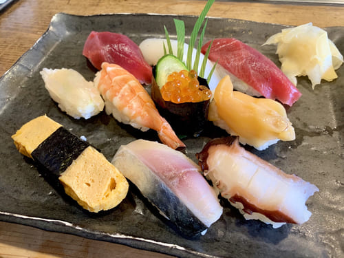 幕張エリアの寿司屋おすすめ5選!駅前の高コスパ人気店や回転寿司も!
