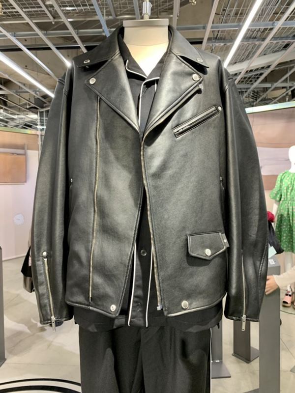 GU×UNDERCOVER