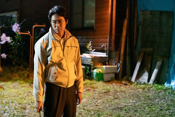 堤真一、56歳の現在地。「人前で演技するのは、今でも恥ずかしい」