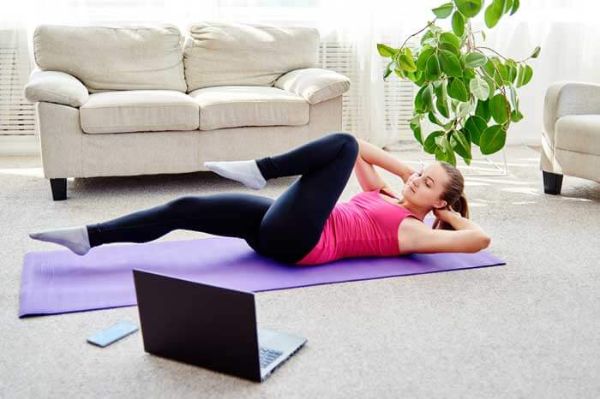 4.女性におすすめの自宅トレーニングメニュー!効果的に痩せる筋トレのやり方とは