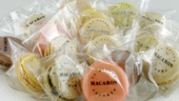 大阪梅田のマカロンが美味しい店13選!可愛くてギフトに人気な駅ナカ店も!