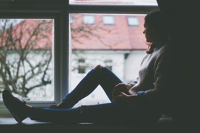好きな人から急にLINEが来なくなったから気になる!男女で違う心理とは