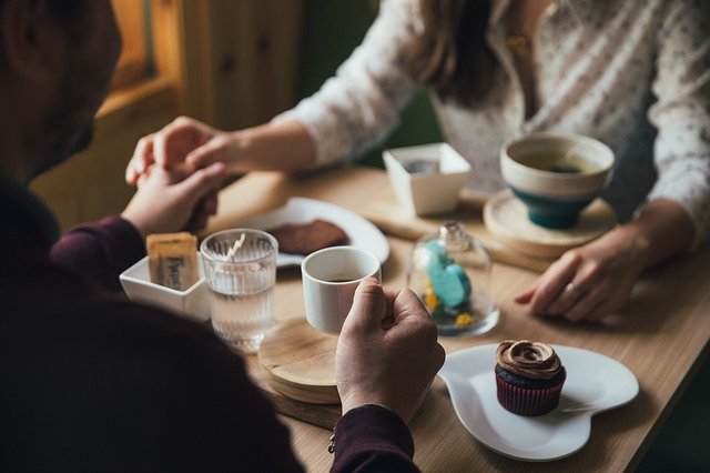 二人で出かける関係の彼の本心って?男性心理が知りたい
