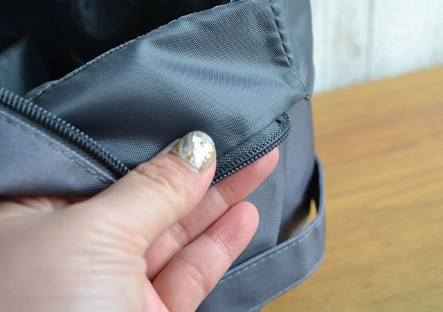 この付録…もはや「持ち運べる小さなデスク」です!収納のプロ監修!超高性能バッグ付きムック