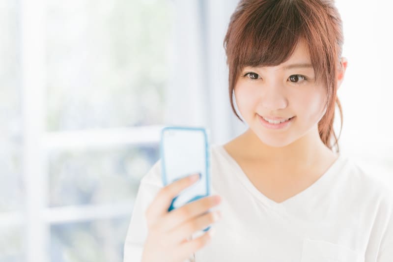 好きな人と電話したい!話題のおすすめは?【モテる女子の電話テク】