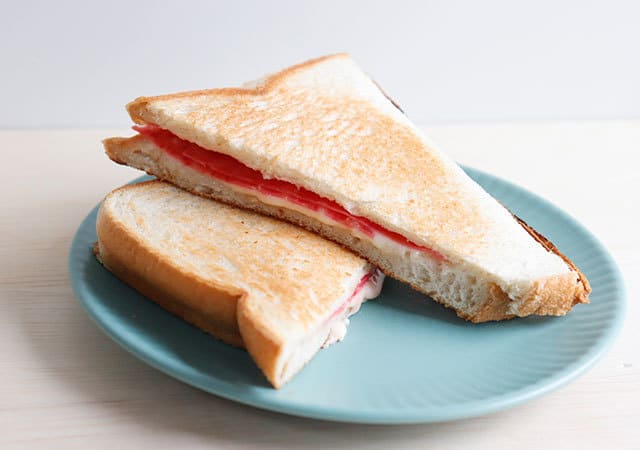 いや、ダイソーで1000円って!一瞬悩んだ…けど買って大正解!SNS騒然「神コスパグッズ」