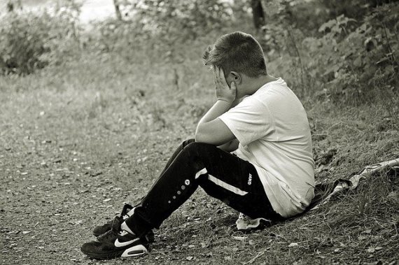 照れ隠し特有の言動とは?好きな女性に冷たい態度をとる男性心理を解析