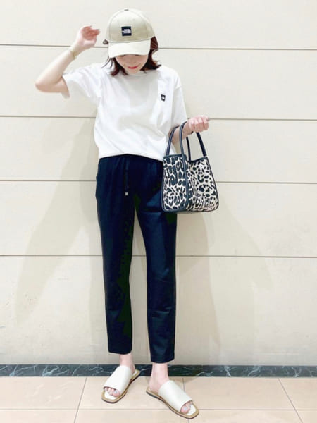 やっぱりノースフェイスが可愛いっ!この秋マネしたい♡おしゃれさんのお手本コーデ7Style1.jpg