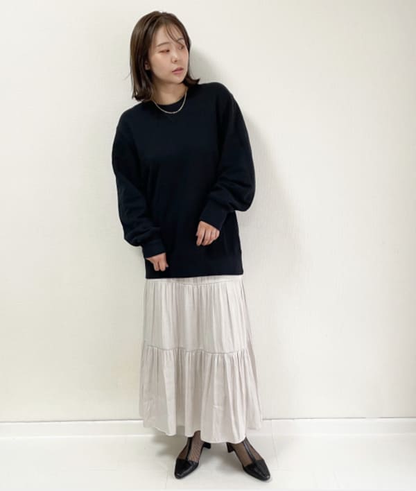 これ今買って正解!進化したユニクロ「新作スウェット」で新旧比較&脚長・細見えコーデ術1.jpg