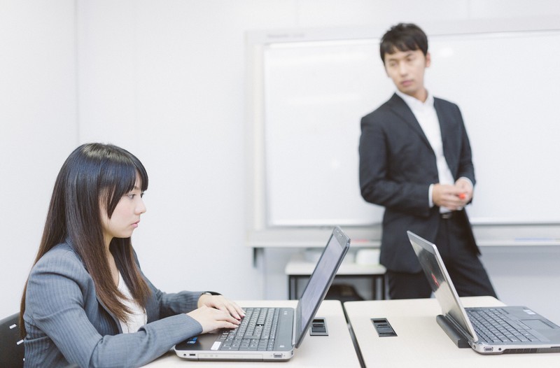 上司が嫌いで辞めたいときの対処法11選!【必見】