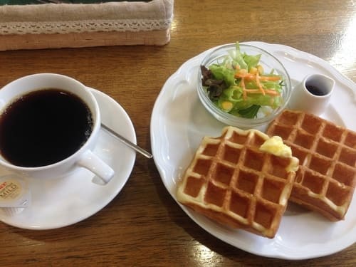 桑名市のモーニング人気店13選!定番カフェ朝食や駅前の早朝営業店も!