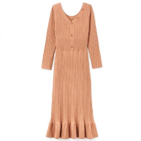 シンプルで着回し力抜群。しまむら×michillのコラボアイテムは急いでゲットが吉。