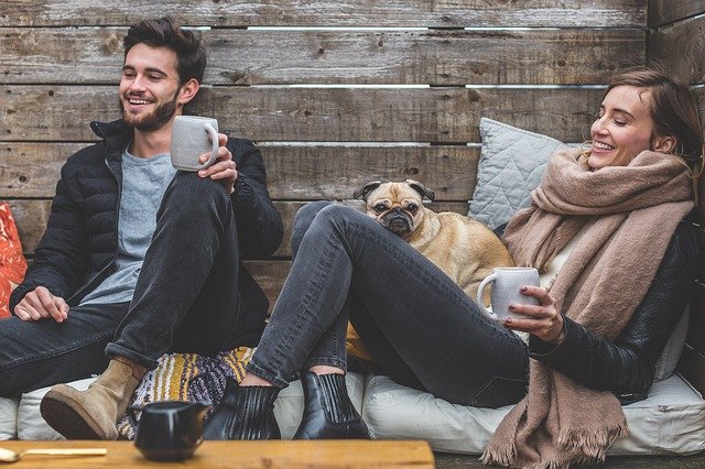 長続きするカップルが大切にしていることは?会えない中では信頼感が大切