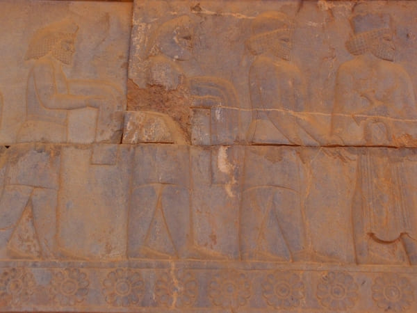 【イラン】古代オリエント人のレリーフは必見!ペルシア帝国時代の遺跡「ペルセポリス」