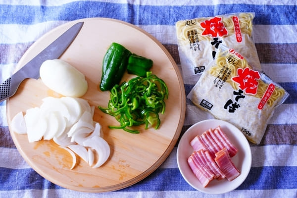 スーパーで売ってるアレを使って超簡単!レトロな雰囲気をおうちで再現♡「喫茶店風ナポリタン」1.jpg