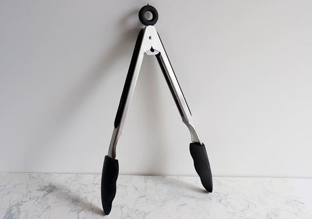 なんでダイソーに売ってるの?人気ブランド激似!本家の1/10で買える?!キッチン便利グッズ