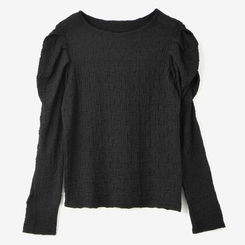 しまむらさん…こんな可愛いの売り切れちゃうよ♡褒められ確実!今欲しい「黒トップス」特集