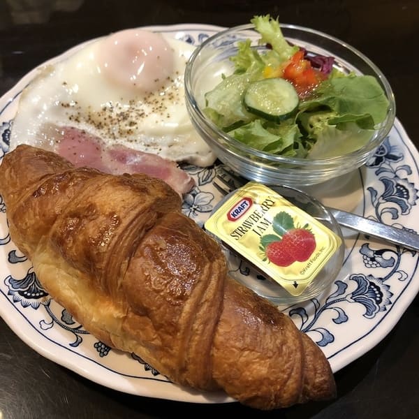 宝塚の人気モーニング・朝食13選!おしゃれカフェや駅前の早朝営業店も!