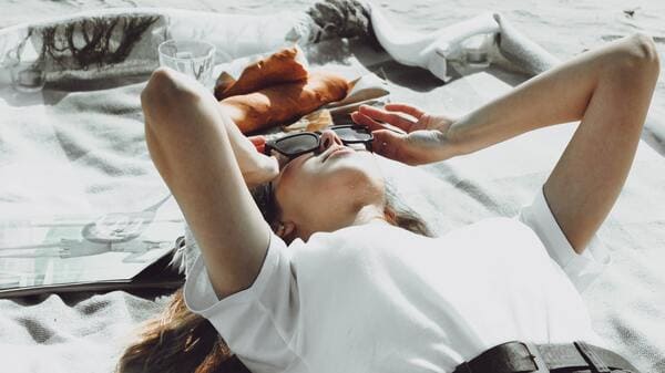 喋らない女の魅力や特徴とは?男性が思っている本音&上手なかかわり方