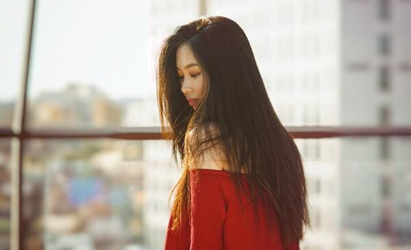 喋らない女の魅力や特徴とは?男性が思っている本音&上手なかかわり方