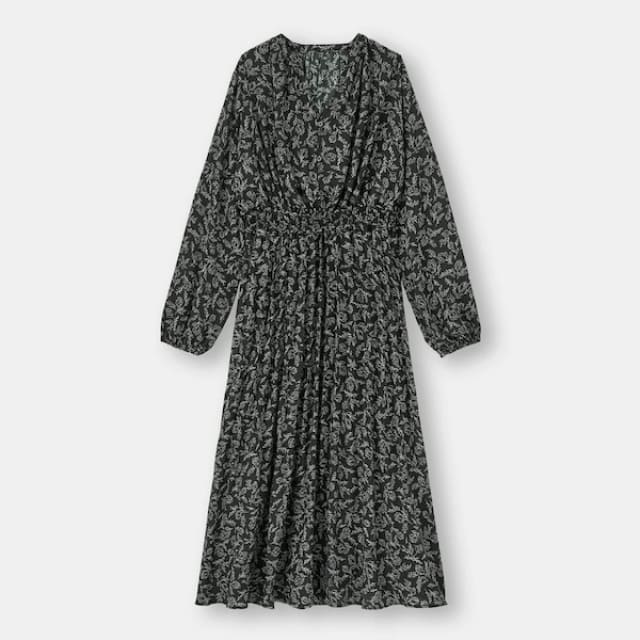 790円のアイテムも!早い者勝ちだから急いで!GUセールで超お得になってる「黒ワンピース」
