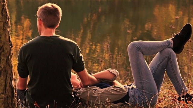 長続きするカップルが大切にしていることは?会えない中では信頼感が大切