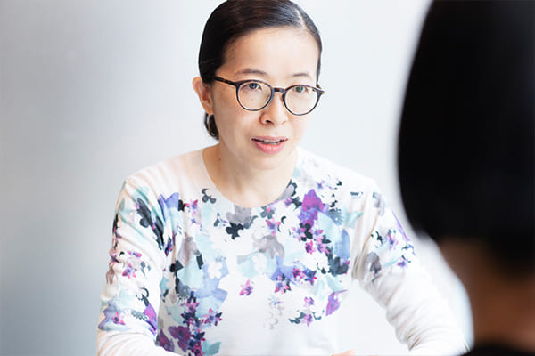 30前後の女は“不幸”がデフォルト「若いうちはもっとジタバタしましょうよ」【酒井順子×ジェーン・スー】