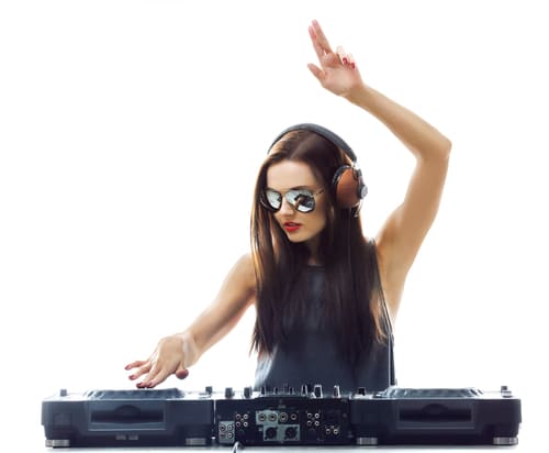 地味な女がモテる理由とは?男は派手な女とどっちが好き?