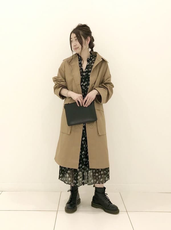 口コミ☆4.5の高評価なのにもう値下げ?!ユニクロ店員さんの高コスパワンピース着こなしテク